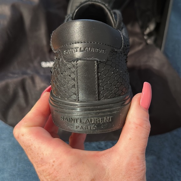 Saint Laurent sz 6 sneaker - Picture 3 of 6